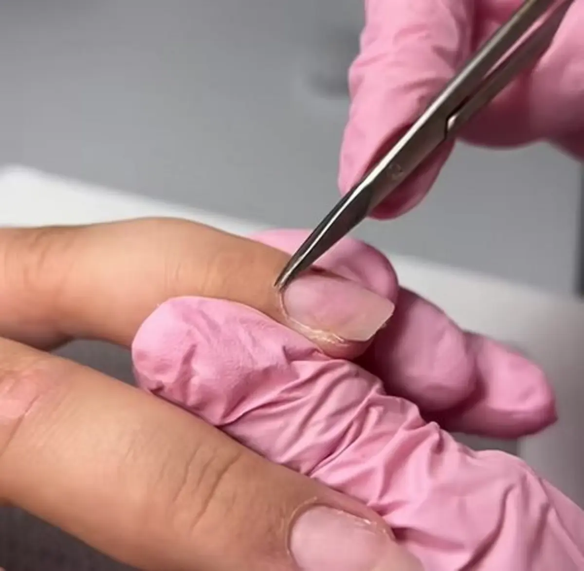 Natürliche Nagelpflege - Russische Maniküre Technik